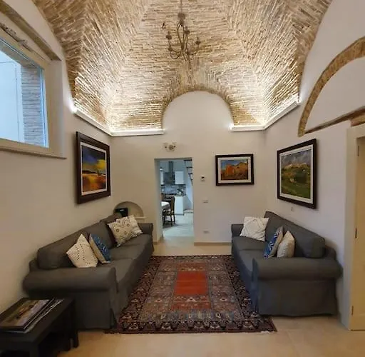 Casa Santa Maria - Beautifully Restored House In Centro Storico Irsina Basilicata Puglia